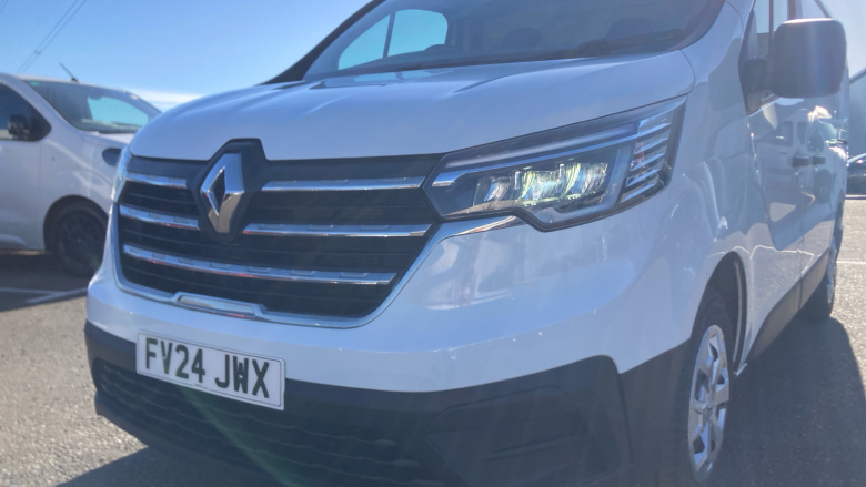 Renault Trafic Swb Diesel SL30 Blue dCi 130 Advance Van